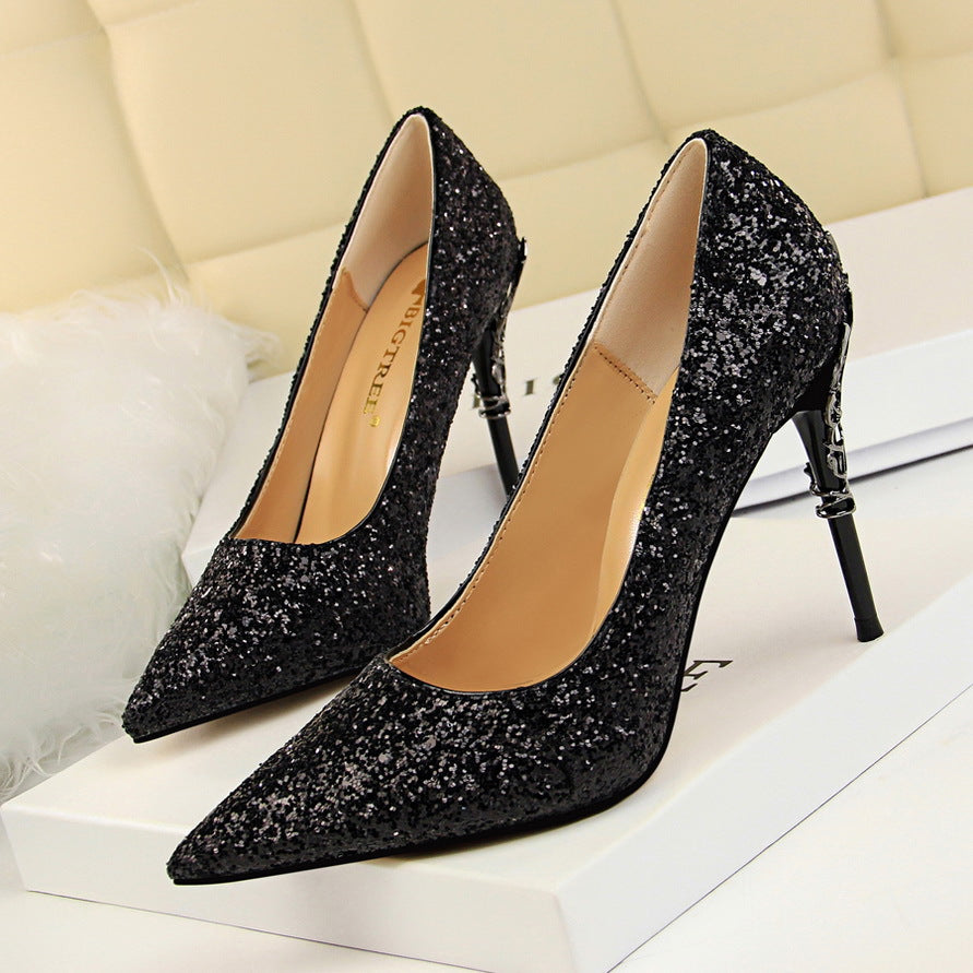 Black / 40