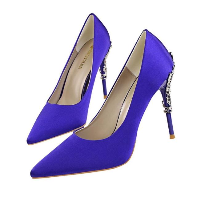 Blue / 39