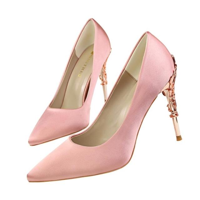 Pink / 39